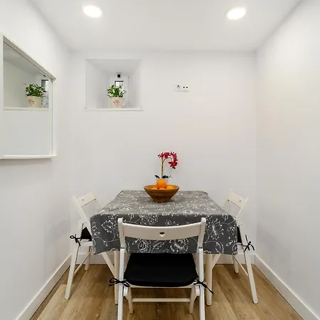 Charming Renovated Flat In Madragoa By Soulplaces