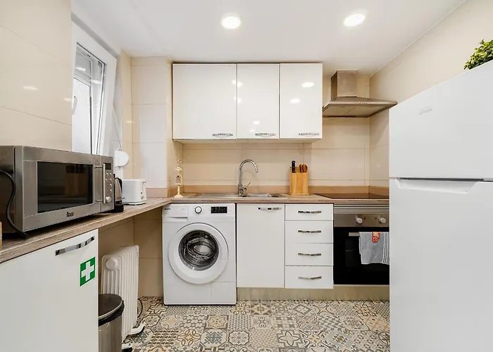 Charming Renovated Flat In Madragoa By Soulplaces *